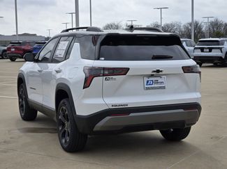 New 2026 Chevrolet Equinox LT w/ Midnight Edition video 3