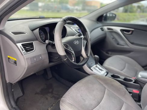 Used 2011 Hyundai Elantra GLS w/ Preferred Equipment Pkg 3 image 19