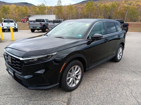 Used 2025 Honda CR-V EX image 3