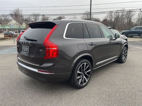 Certified 2024 Volvo XC90 B6 Ultimate w/ Protection Package Premier image 4