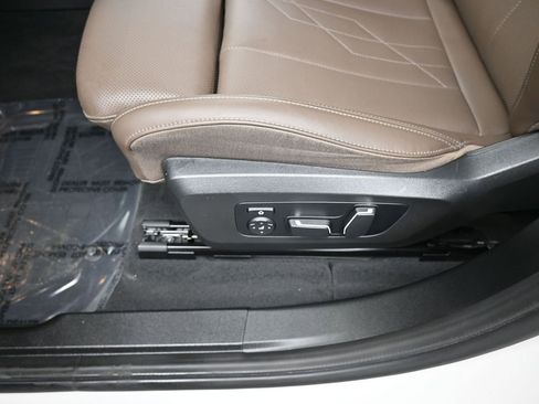 Used 2025 BMW X3 xDrive30i w/ M Sport Package image 16