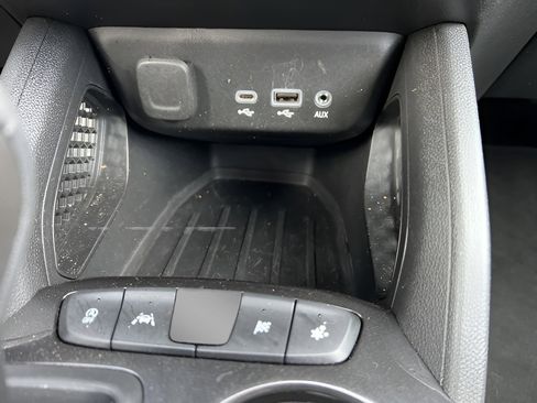 Used 2023 Chevrolet TrailBlazer LT w/ Convenience Package image 14