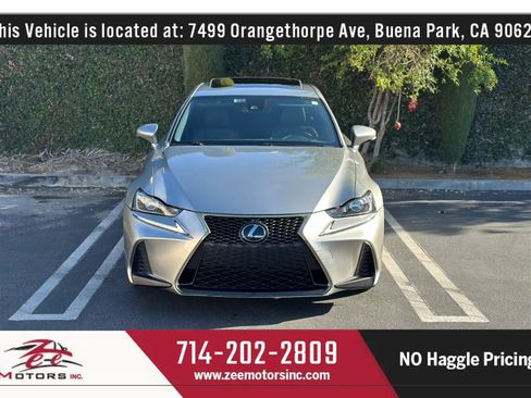 Used 2017 Lexus IS 200t F Sport w/ F Sport Package RWD image 1