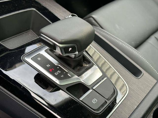 Used 2024 Audi Q5 2.0T Premium w/ Convenience Package AWD/4WD image 29