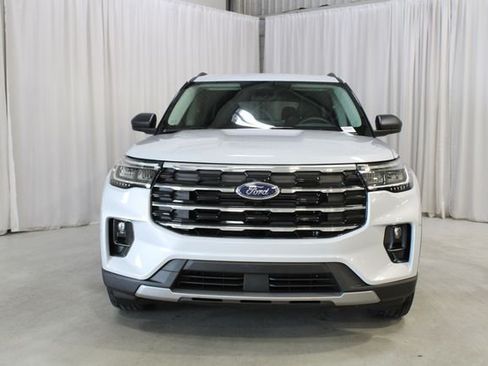 New 2026 Ford Explorer Active w/ Active Comfort Package AWD/4WD image 38