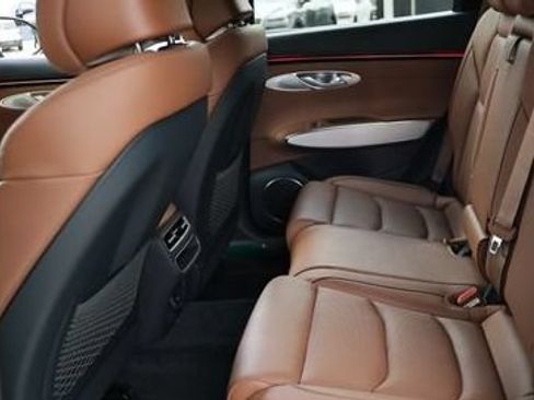 New 2026 Genesis GV70 2.5T Advanced AWD/4WD image 28