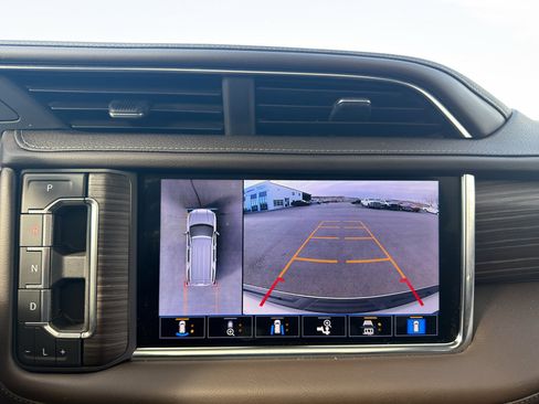 Used 2021 GMC Yukon Denali image 21