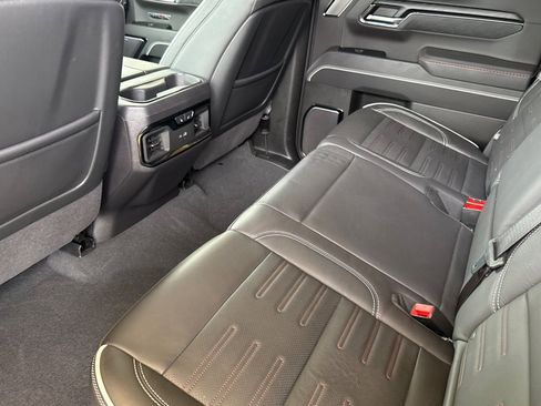 Used 2024 GMC Sierra 1500 AT4X image 14