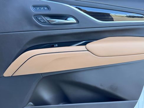 Used 2021 Cadillac Escalade Sport w/ Driver Assist Tech Package image 34