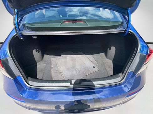 Used 2022 Honda Civic LX image 25