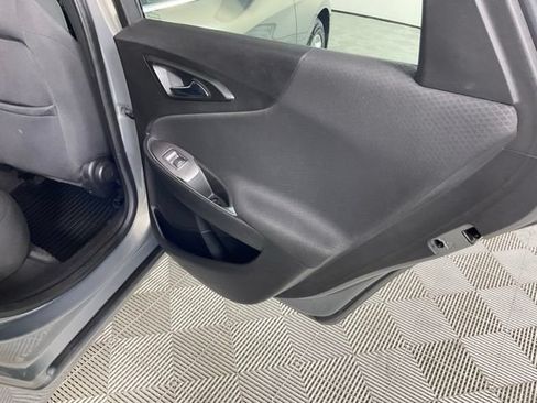 Used 2018 Chevrolet Malibu LT w/ LPO, Convenience Package 2 FWD image 29