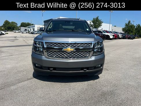 Used 2019 Chevrolet Tahoe LT w/ LT Signature Package RWD image 2