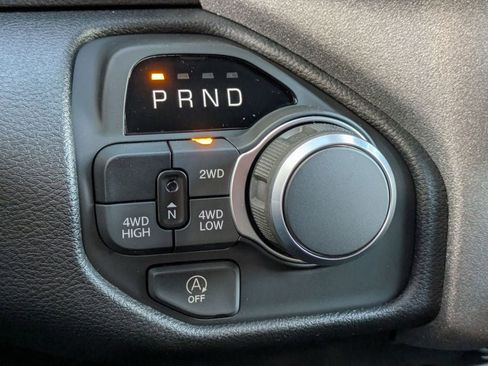 New 2026 RAM 1500 Express AWD/4WD image 22
