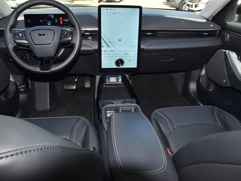 Used 2025 Ford Mustang Mach-E Premium image 16