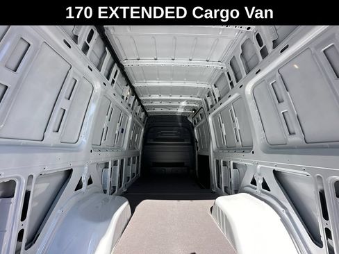 Used 2025 Mercedes-Benz Sprinter 3500 image 19