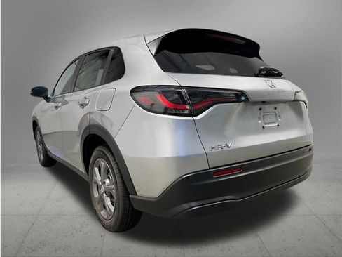 New 2027 Honda HR-V LX image 3