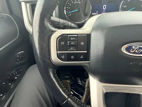 Used 2023 Ford Expedition XLT AWD/4WD image 15