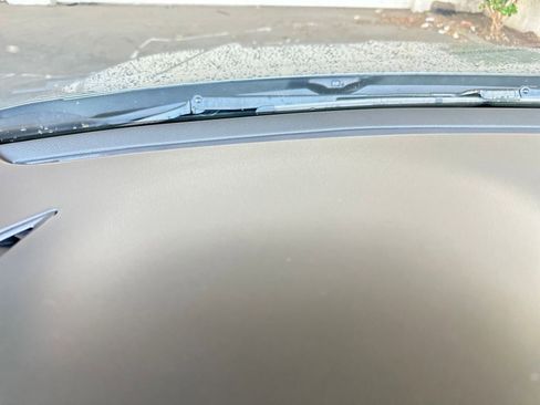 Used 2025 Volkswagen Jetta SE image 34