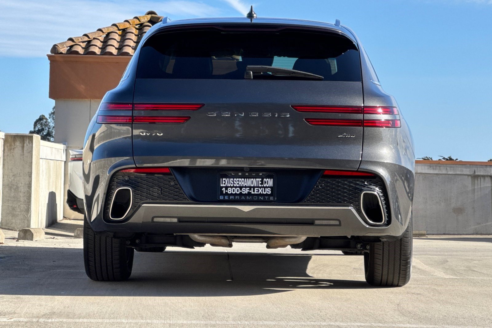 Used 2022 Genesis GV70 2.5T w/ Select Package AWD/4WD image 9