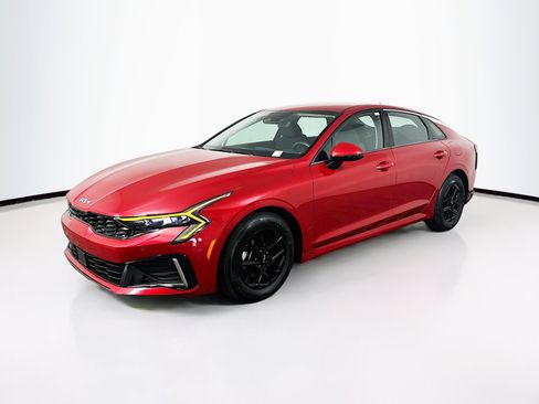 Used 2025 Kia K5 LXS image 3