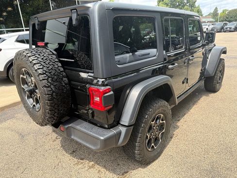 Used 2023 Jeep Wrangler Unlimited Rubicon 4xe w/ Cold Weather Group AWD/4WD image 6
