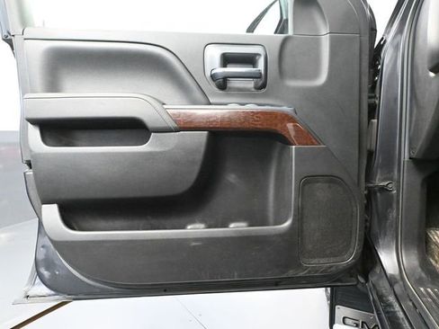 Used 2016 GMC Sierra 2500 SLE w/ SLE Preferred Package image 18