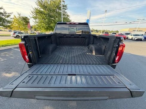 Used 2025 GMC Sierra 1500 Denali Ultimate AWD/4WD image 6