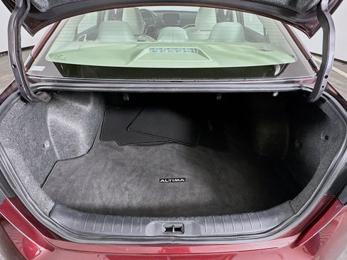 Used 2025 Nissan Altima 2.5 SV image 26