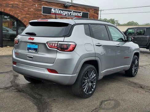Used 2023 Jeep Compass Limited AWD/4WD image 4