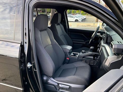 Used 2025 Toyota 4Runner SR5 image 8