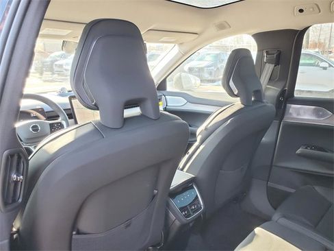 New 2025 Volvo EX90 Ultra image 27