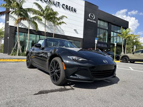 New 2026 MAZDA MX-5 Miata RF Grand Touring RWD image 30