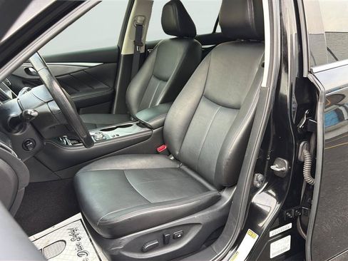 Used 2016 INFINITI Q50 3.0t Premium w/ Driver Assistance Package AWD/4WD image 10