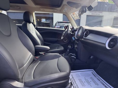 Used 2013 MINI Cooper Hardtop image 13