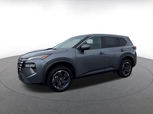 Used 2025 Nissan Rogue SV FWD image 8