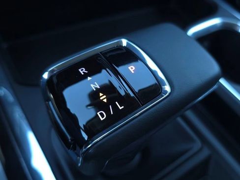 Used 2024 Chevrolet Silverado 1500 LTZ image 46