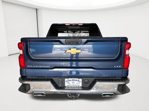 Used 2022 Chevrolet Silverado 1500 LTZ w/ LTZ Premium Package AWD/4WD image 6