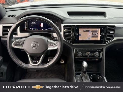 Used 2023 Volkswagen Atlas Cross Sport SEL R-Line AWD/4WD image 12