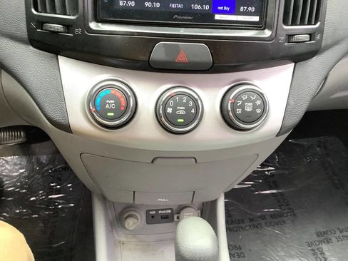 Used 2009 Hyundai Elantra GLS w/ Popular Equipment Pkg 2 image 33