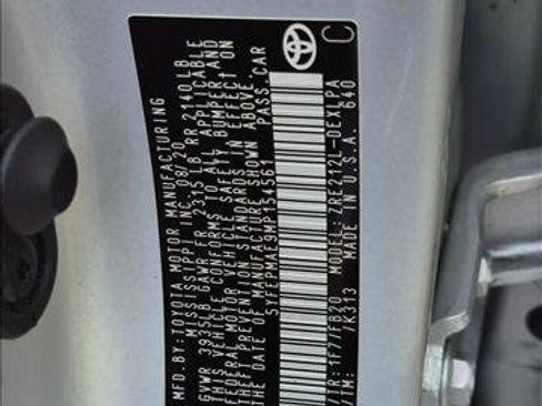 Used 2021 Toyota Corolla LE FWD image 15