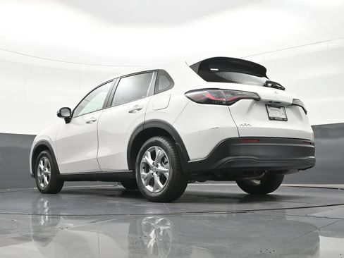 Used 2025 Honda HR-V LX image 24