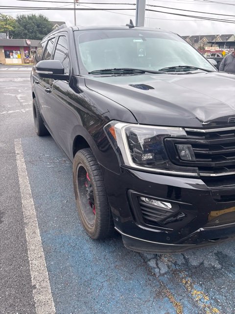 Used 2021 Ford Expedition Max Limited AWD/4WD image 3