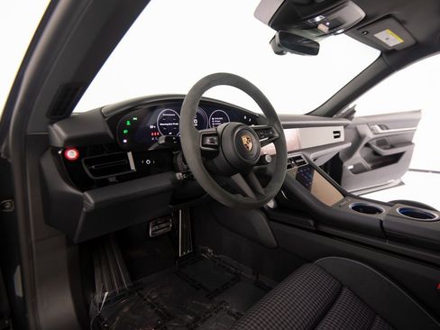 New 2026 Porsche Taycan 4S image 4