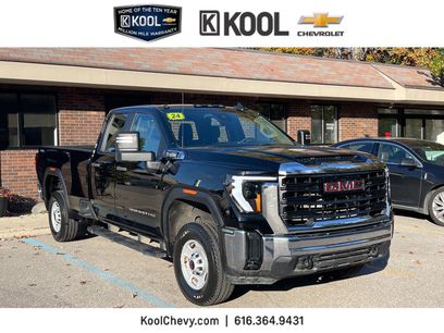 Used 2024 GMC Sierra 2500 Pro w/ Fleet Convenience Package