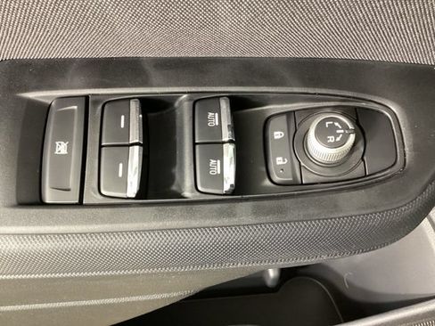 Used 2026 Subaru Forester Premium AWD/4WD image 17
