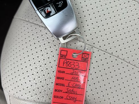 Used 2017 Mercedes-Benz E 300 image 38