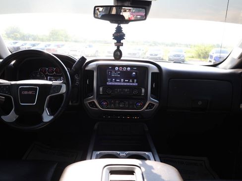 Used 2018 GMC Sierra 1500 SLT AWD/4WD image 14