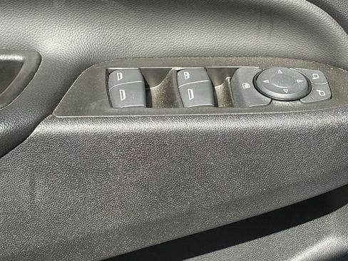 Used 2023 Chevrolet Equinox LT w/ LPO, Cargo Package FWD image 25