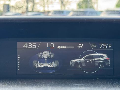Used 2019 Subaru Forester Premium AWD/4WD image 38