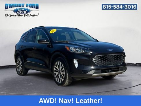 Certified 2022 Ford Escape Titanium AWD/4WD image 7